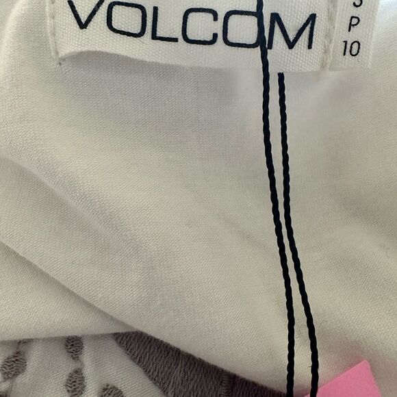 VOLCOM Women’s Best Fest Handkerchief Hem Strappy Sundress White/Gray Size Small - Picture 4 of 16